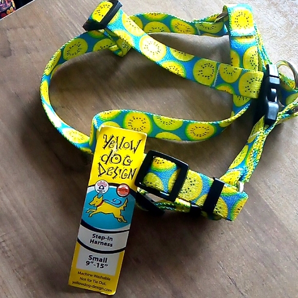 Small step in pet harness - Picture 1 of 3